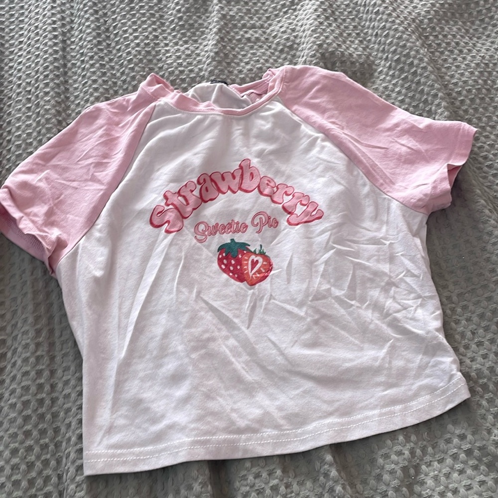 strawberry shortcake crop top small hot topic